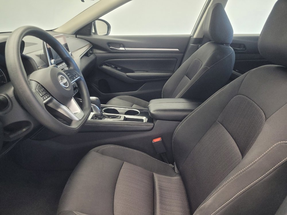 Used 2023 Nissan Altima 2.5 SV image 17