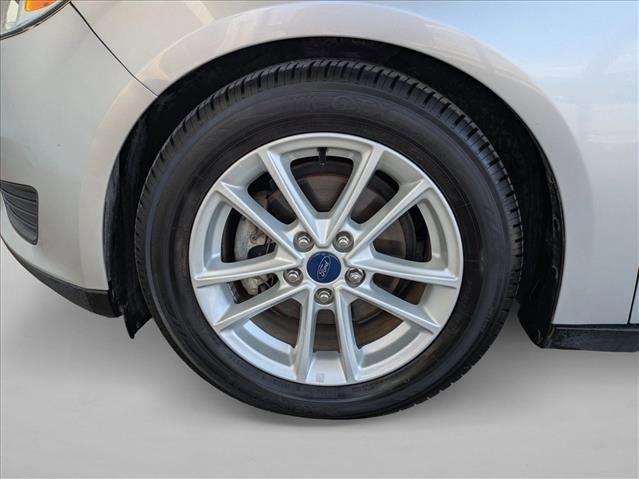 Used 2015 Ford Focus SE image 23