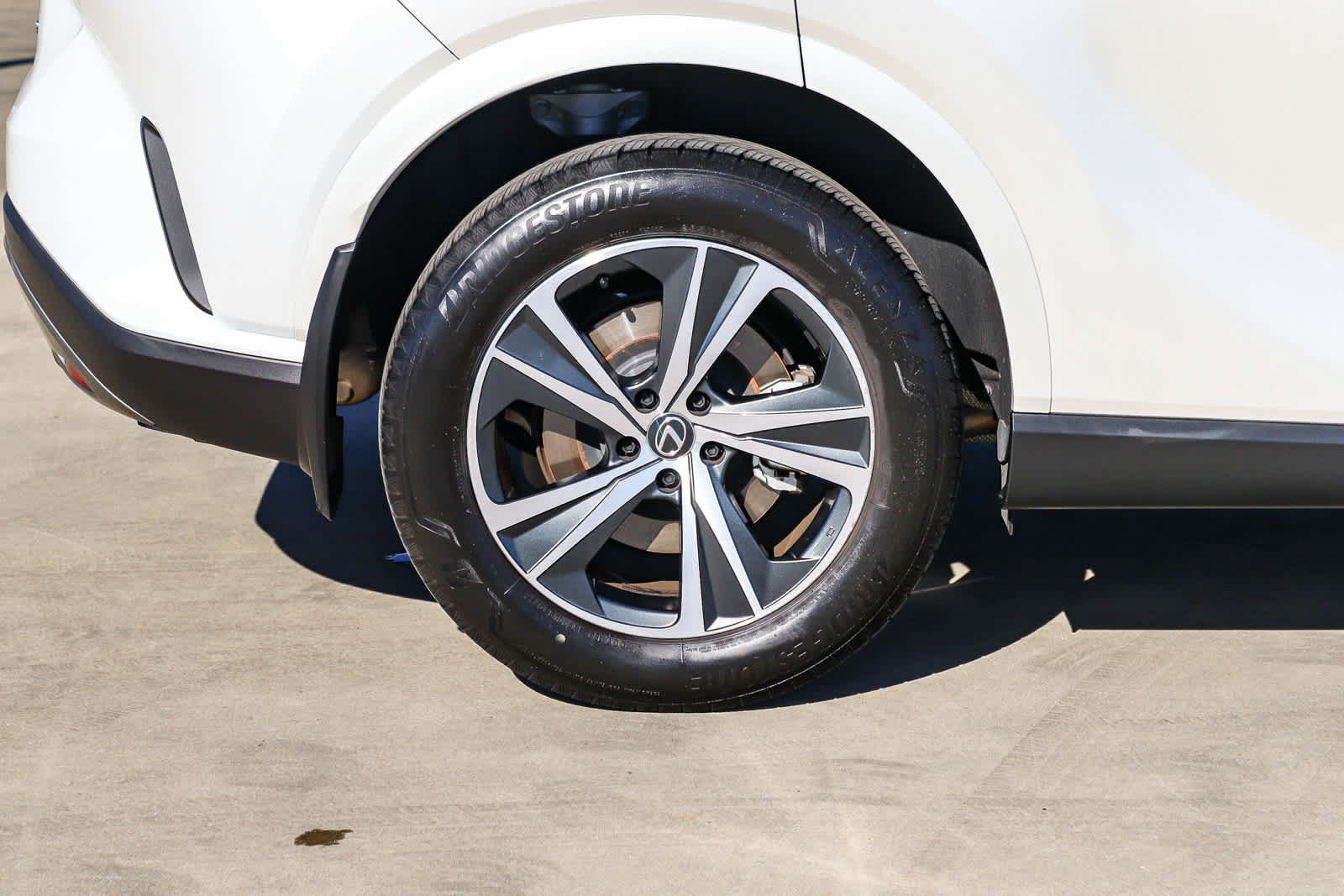 Used 2024 Lexus RX 350 Premium w/ Cold Area Package FWD image 10