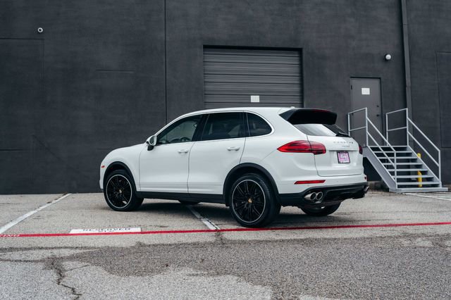 Used 2016 Porsche Cayenne S AWD/4WD image 29