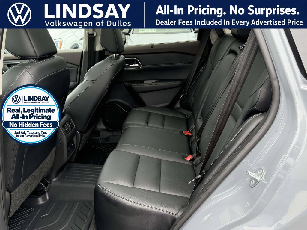 Used 2021 Nissan Rogue SL w/ Premium Package AWD/4WD image 14