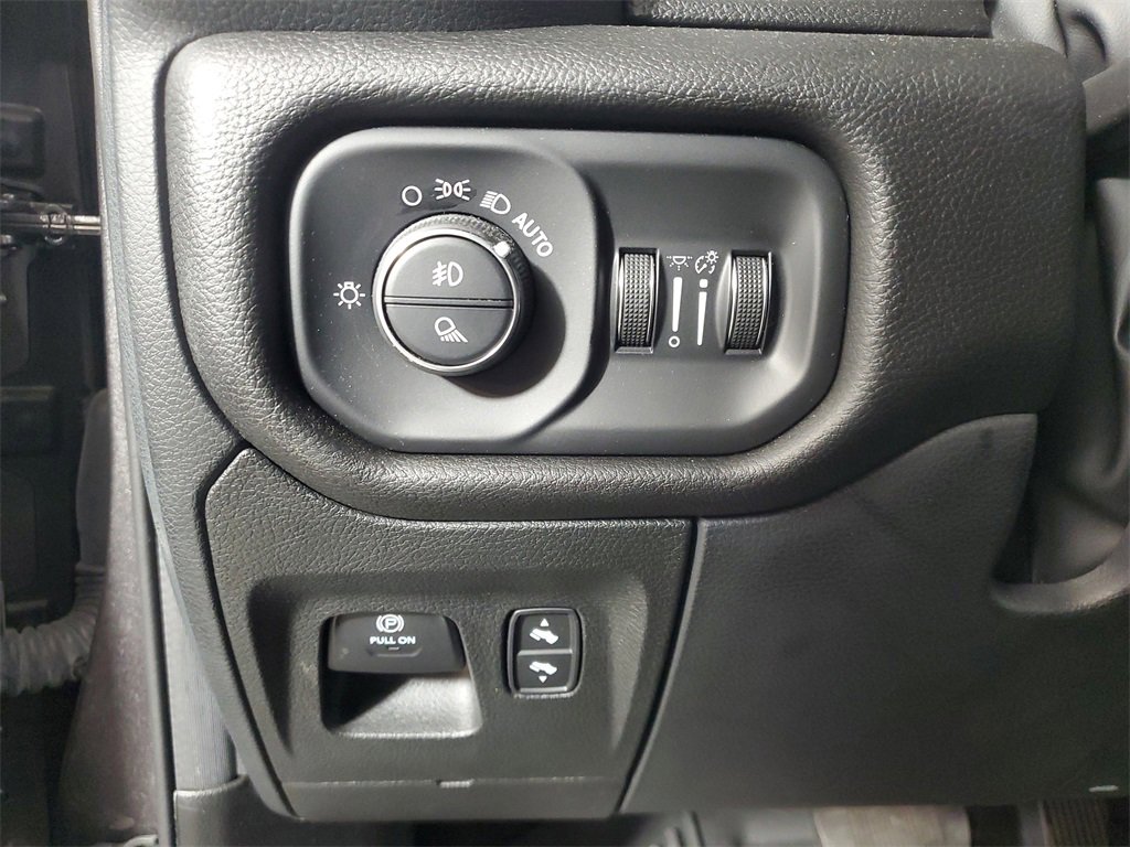 Used 2023 RAM 1500 Laramie image 12