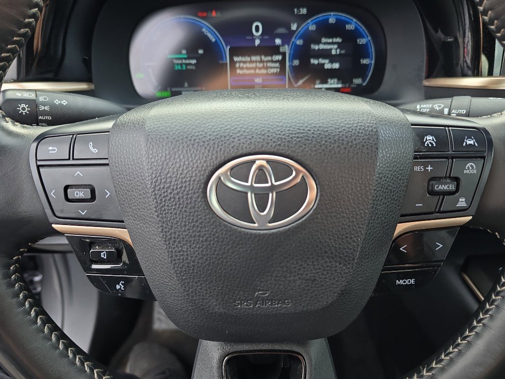 Certified 2024 Toyota Crown Limited image 26