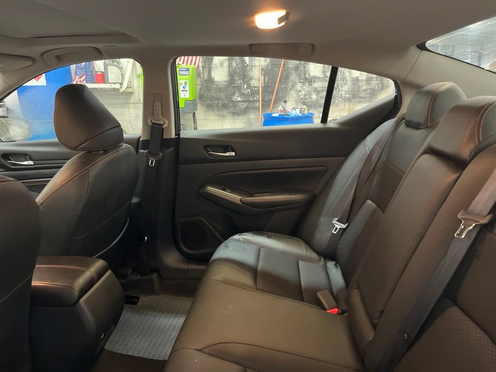 Used 2022 Nissan Altima 2.0 SR FWD image 19