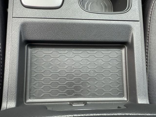 New 2025 Nissan Frontier SV w/ SV Convenience Package image 13