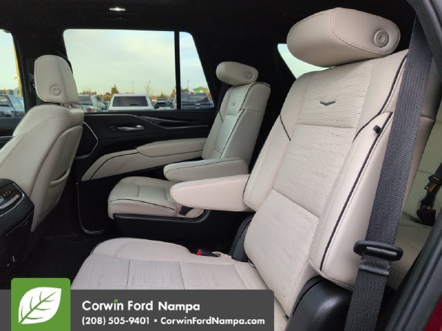 Used 2021 Cadillac Escalade Sport w/ Driver Assist Tech Package AWD/4WD image 24