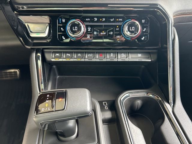 Used 2022 GMC Sierra 1500 AT4 w/ AT4 Premium Package image 26