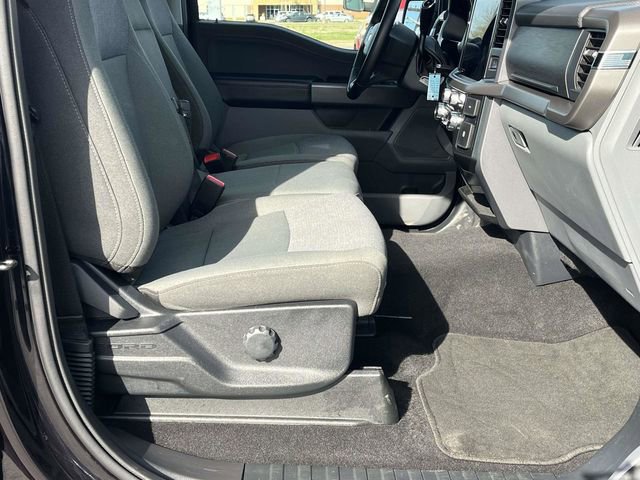 Used 2025 Ford F150 XLT w/ Equipment Group 301A Standard image 22