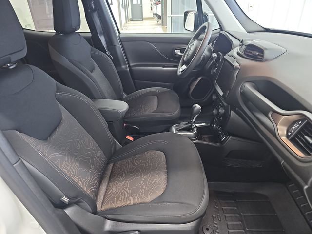 Used 2023 Jeep Renegade Latitude AWD/4WD image 29