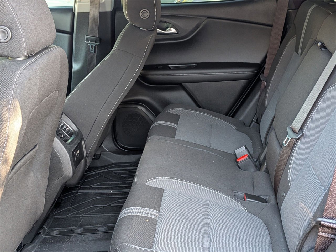 Used 2023 Chevrolet Blazer LT image 21