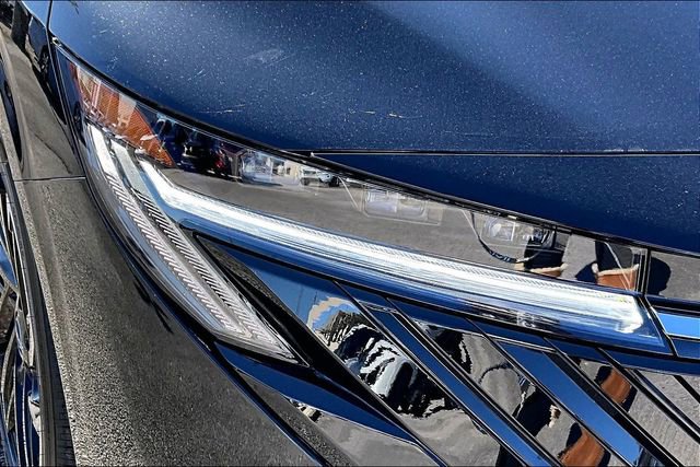 New 2026 Nissan Sentra SR w/ SR Premium Package image 15