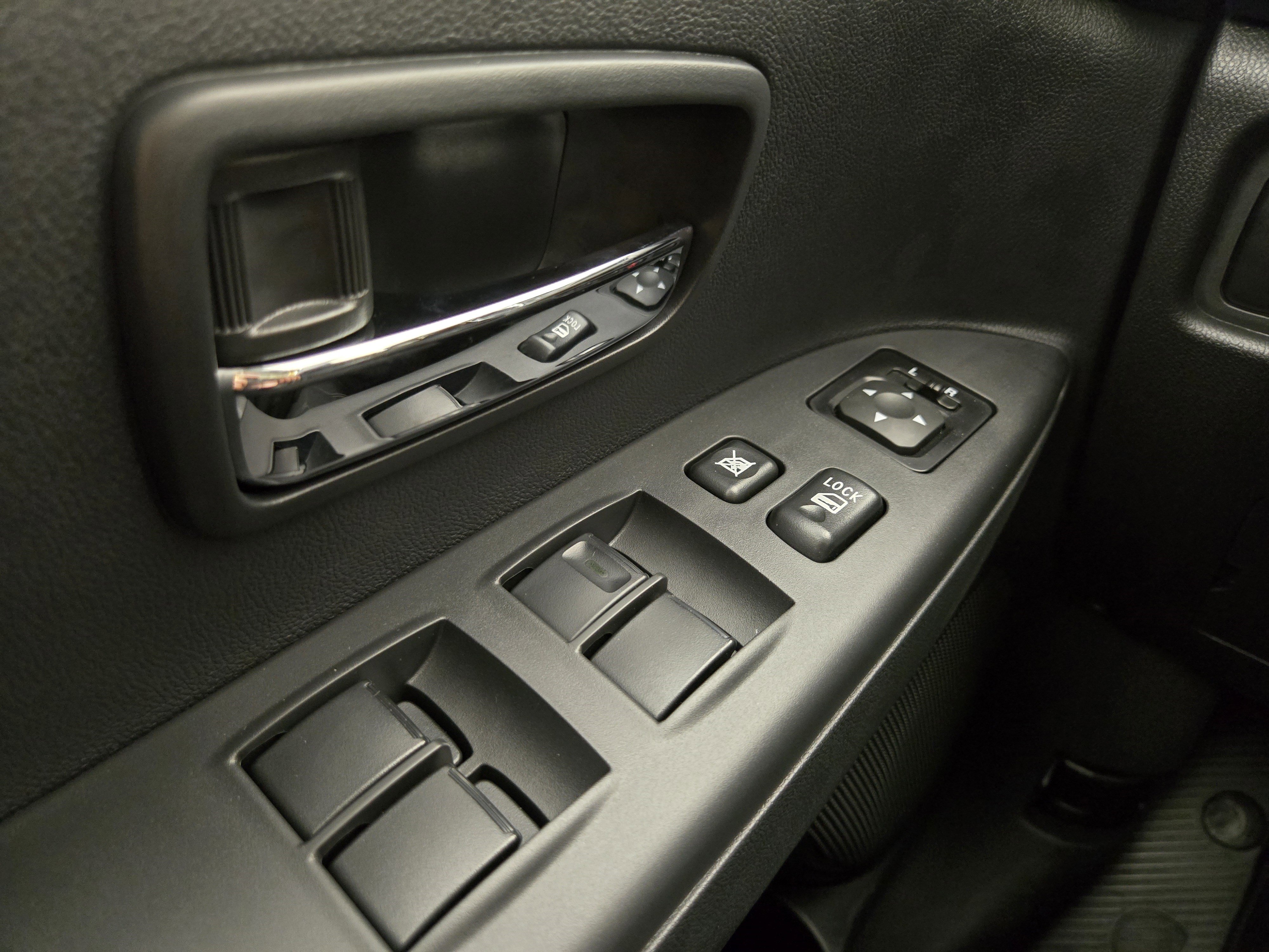 New 2025 Mitsubishi Outlander Sport ES image 26