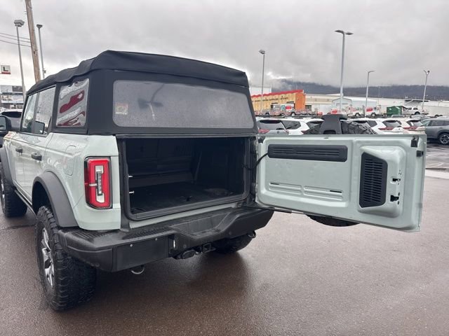 Used 2023 Ford Bronco Badlands image 18
