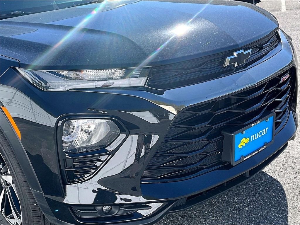 Used 2023 Chevrolet TrailBlazer RS w/ Technology Package AWD/4WD image 28