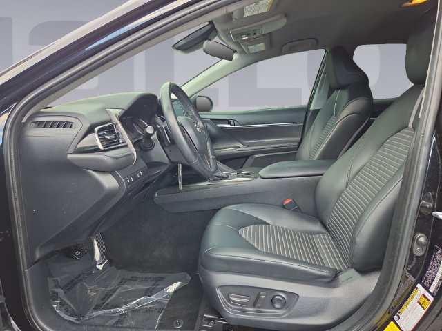 Used 2024 Toyota Camry SE FWD image 10