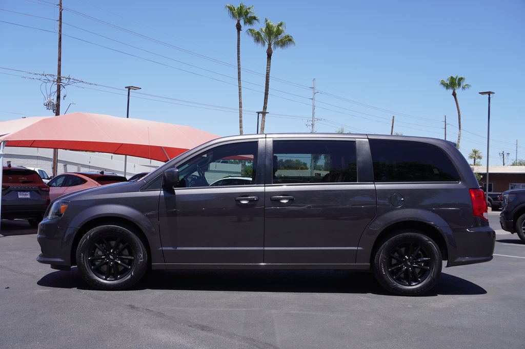 Used 2019 Dodge Grand Caravan GT w/ Safety Sphere Group FWD image 2
