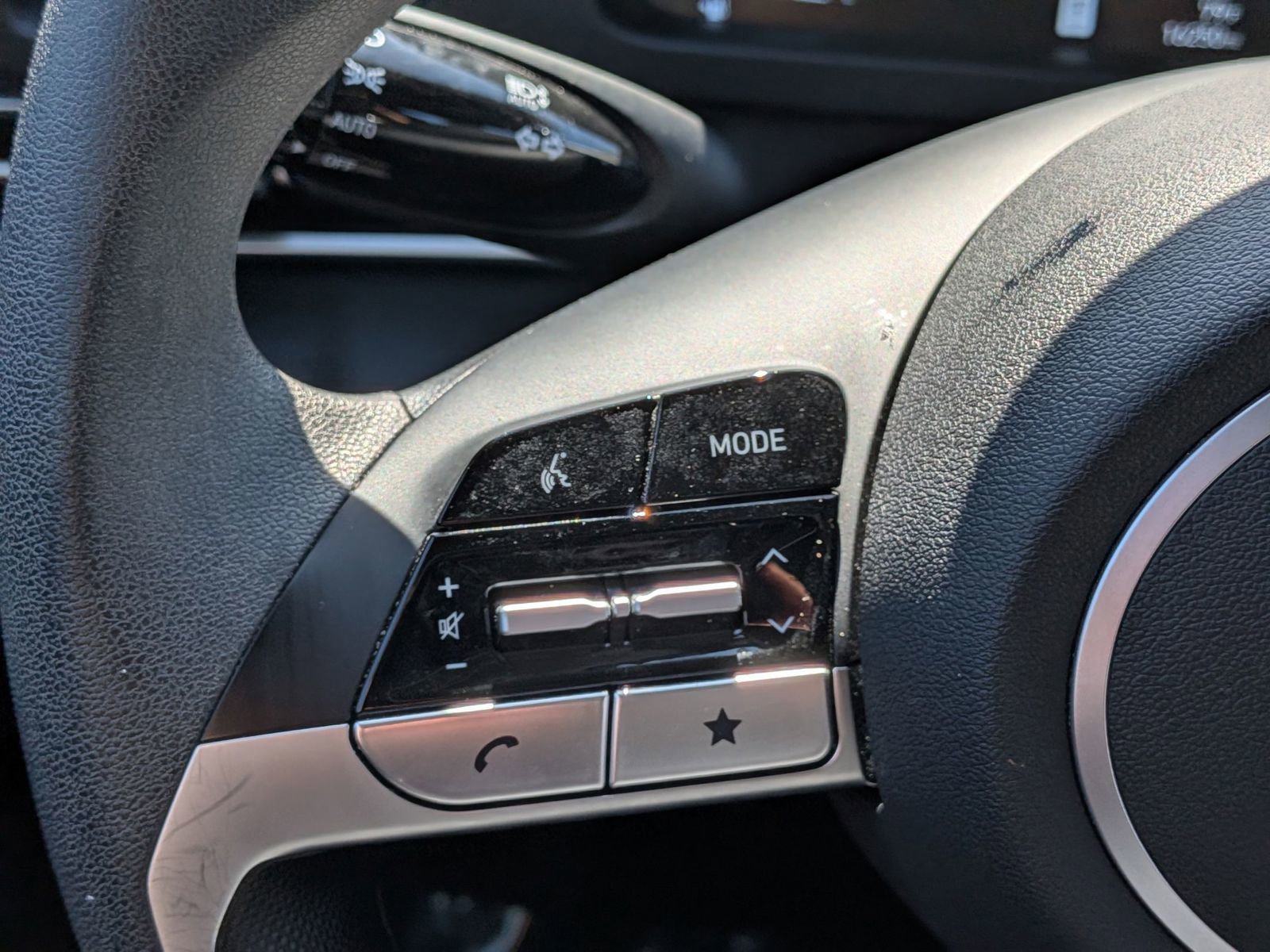 Used 2025 Hyundai Elantra SE image 15