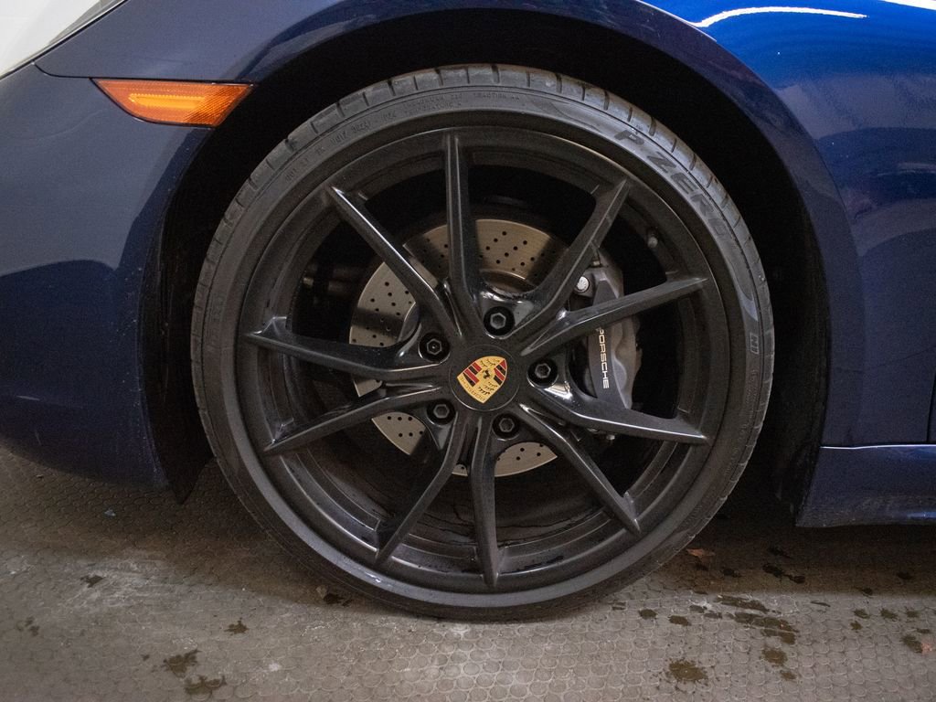 Certified 2025 Porsche 718 Cayman RWD image 14