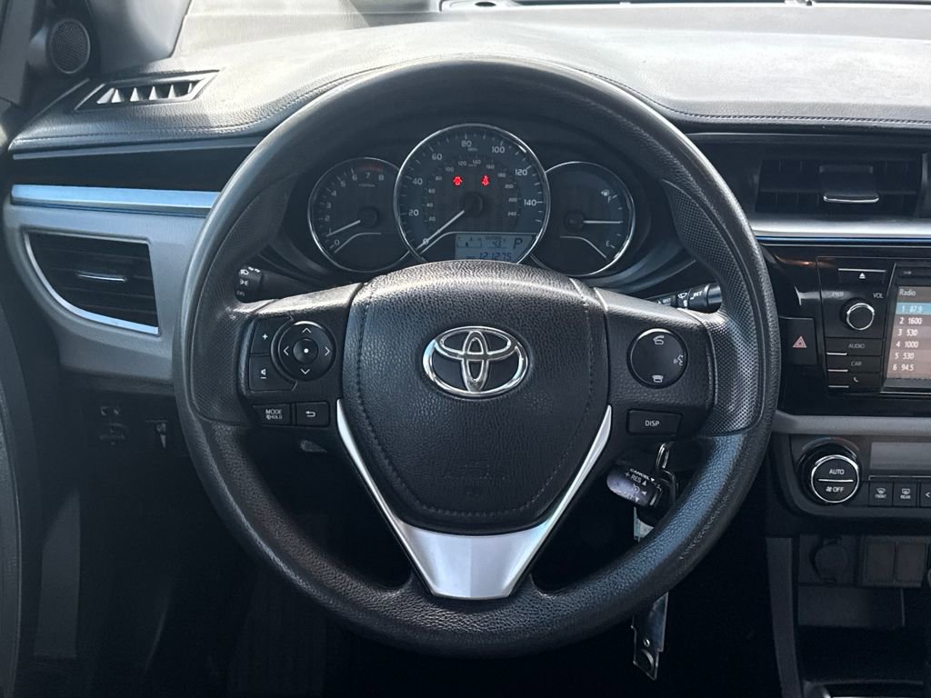 Used 2015 Toyota Corolla LE image 12