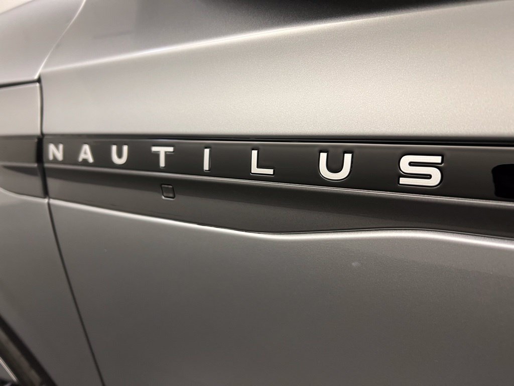 Used 2026 Lincoln Nautilus Reserve w/ Jet Appearance Package AWD/4WD image 40