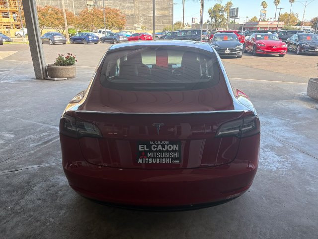 Used 2018 Tesla Model 3 Long Range RWD image 4
