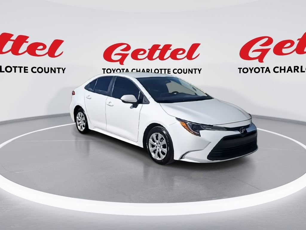 Certified 2024 Toyota Corolla LE image 2