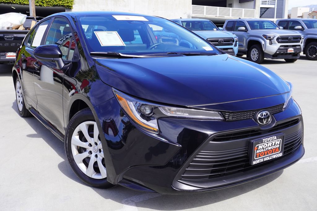 Certified 2025 Toyota Corolla LE video 2