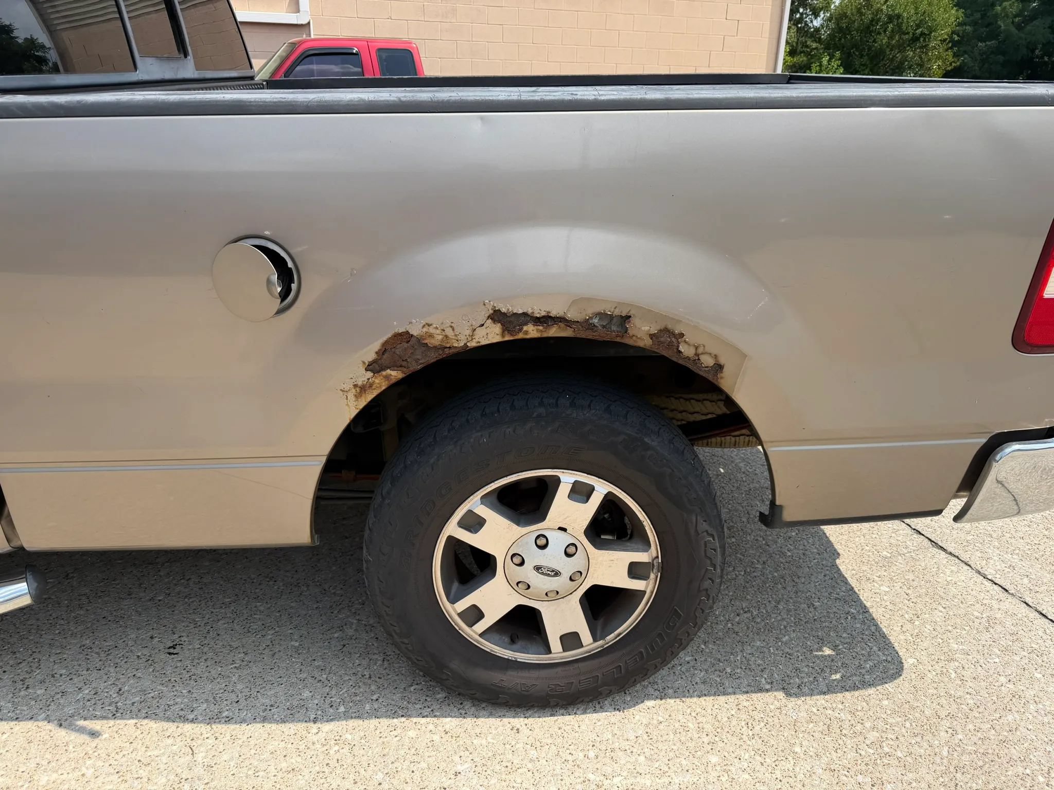 Used 2005 Ford F150 XLT RWD image 5