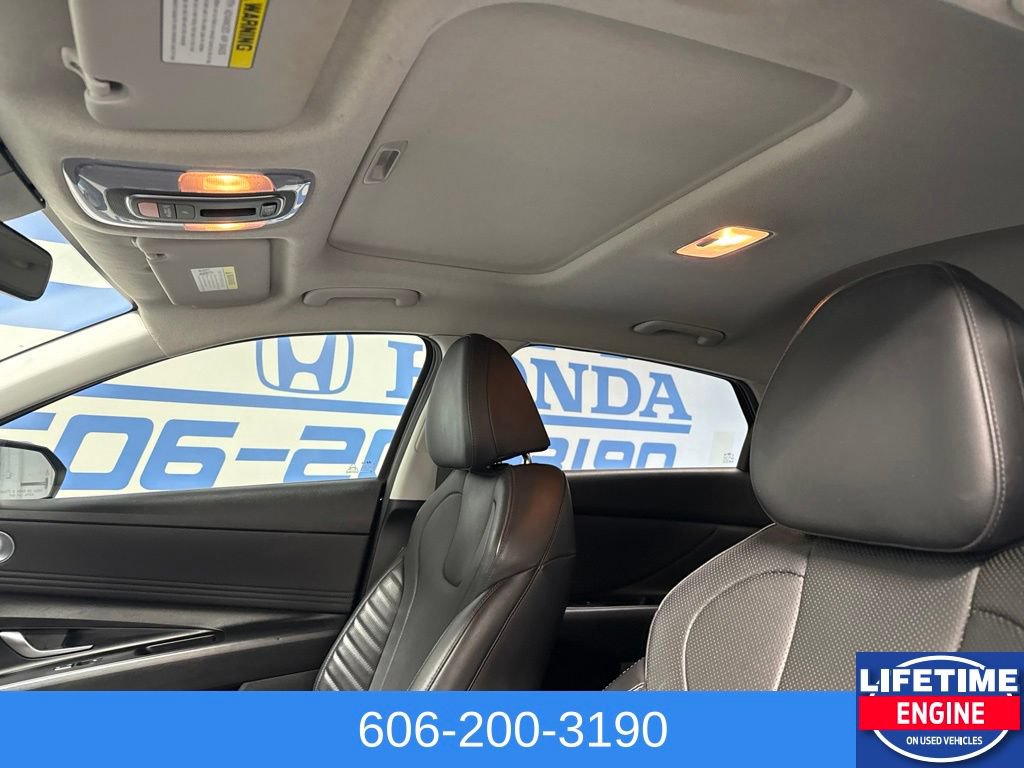 Used 2023 Hyundai Elantra Limited w/ Cargo Package FWD image 19