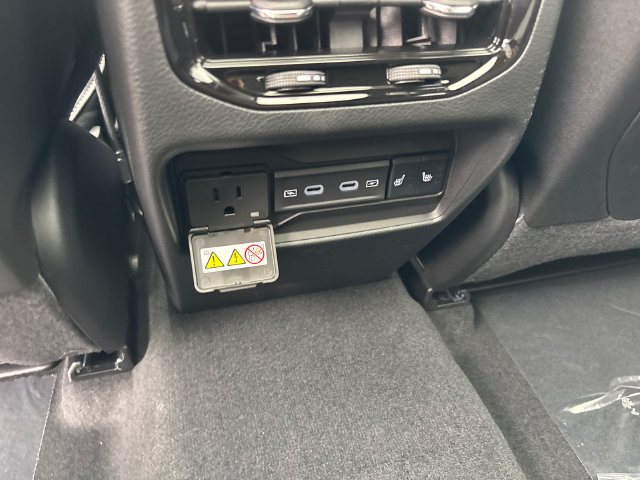 New 2027 Jeep Grand Cherokee Limited AWD/4WD image 15