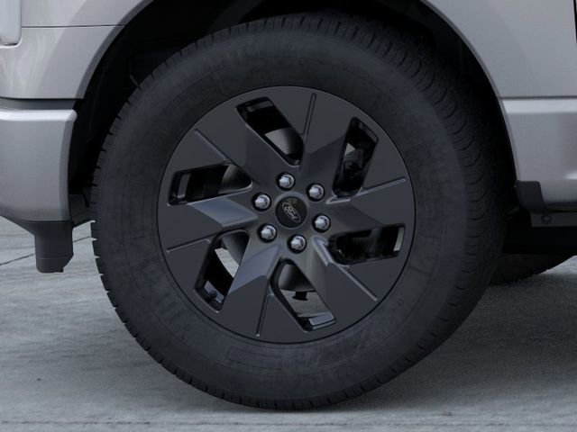 New 2025 Ford F150 Lightning Flash AWD/4WD image 19