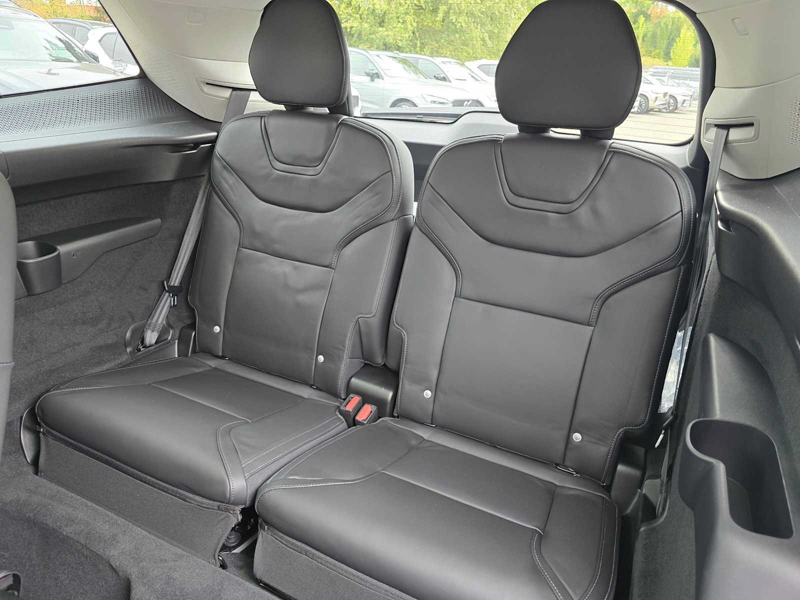 New 2026 Volvo EX90 Ultra AWD/4WD image 17