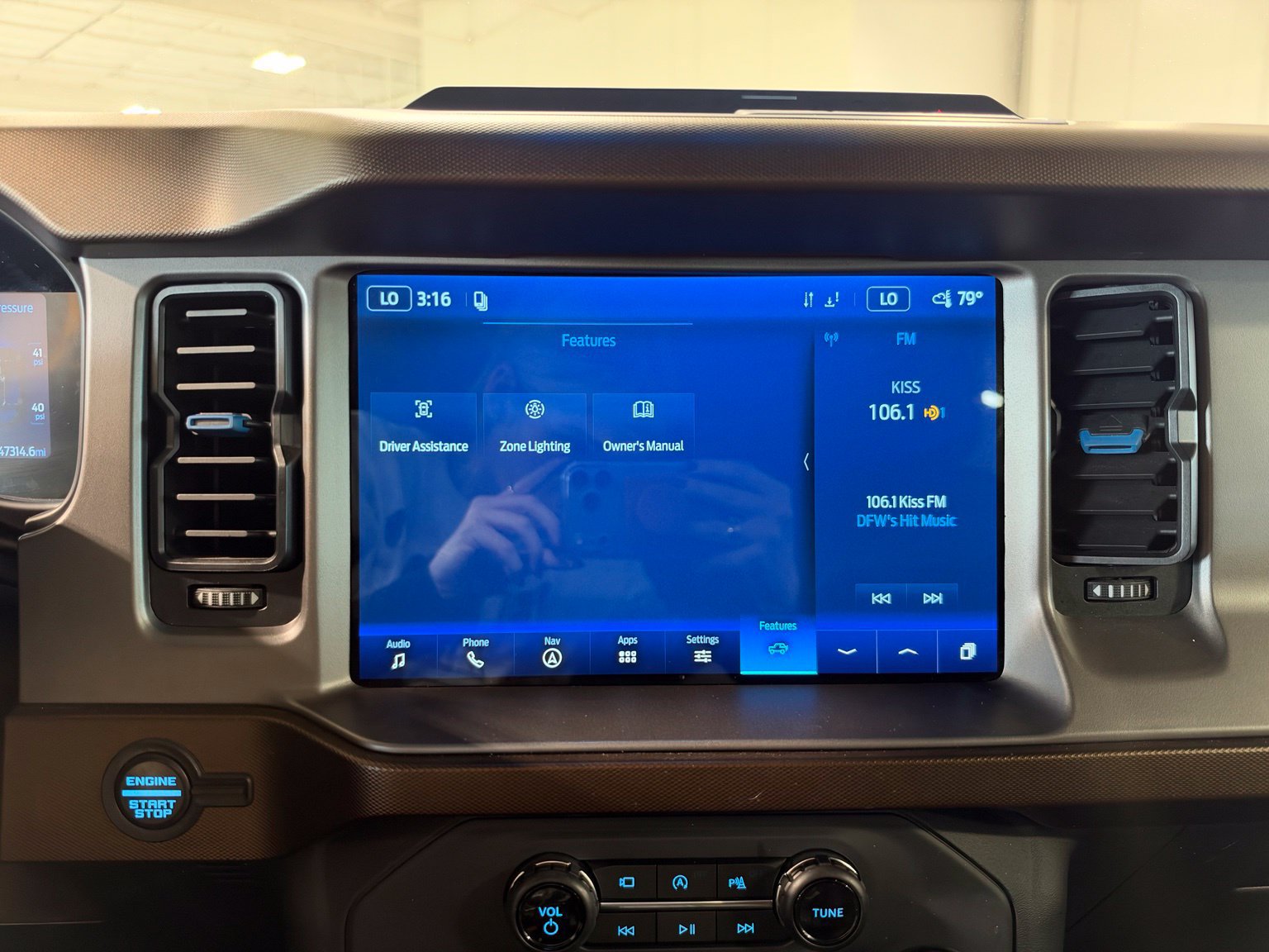 Used 2022 Ford Bronco Outer Banks AWD/4WD image 29