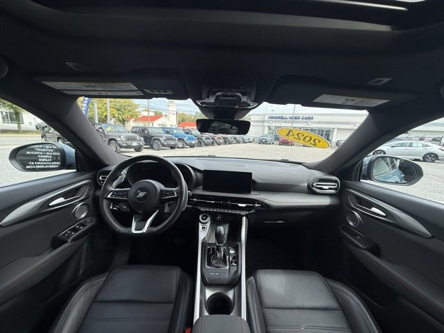 Used 2024 Dodge Hornet R/T Plus w/ Tech Pack Plus w/o Parking image 3