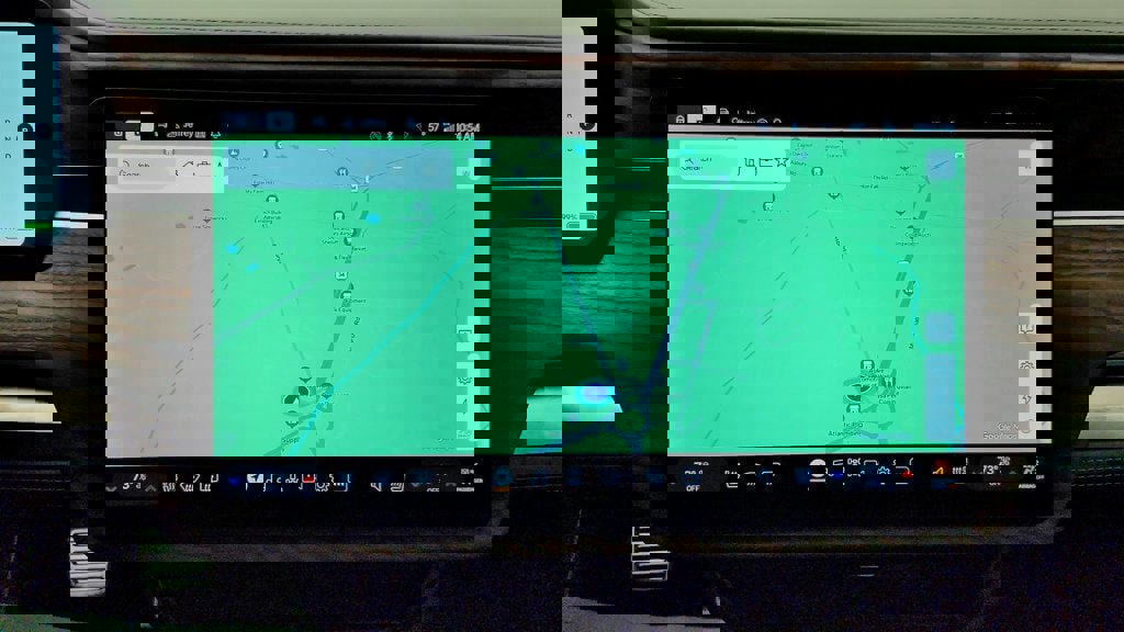 Used 2023 Rivian R1T Adventure image 21