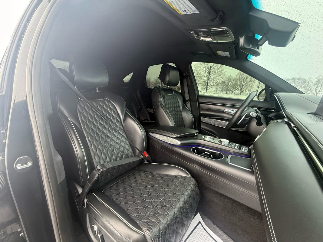 Used 2022 Genesis GV70 3.5T Sport w/ Sport Advanced Package image 19