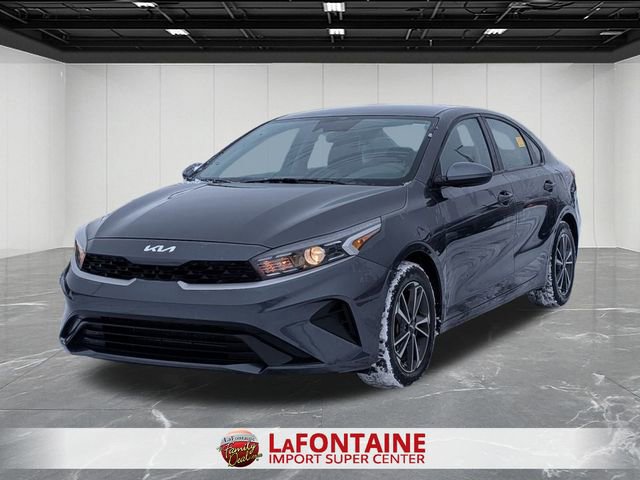Certified 2023 Kia Forte LXS image 1