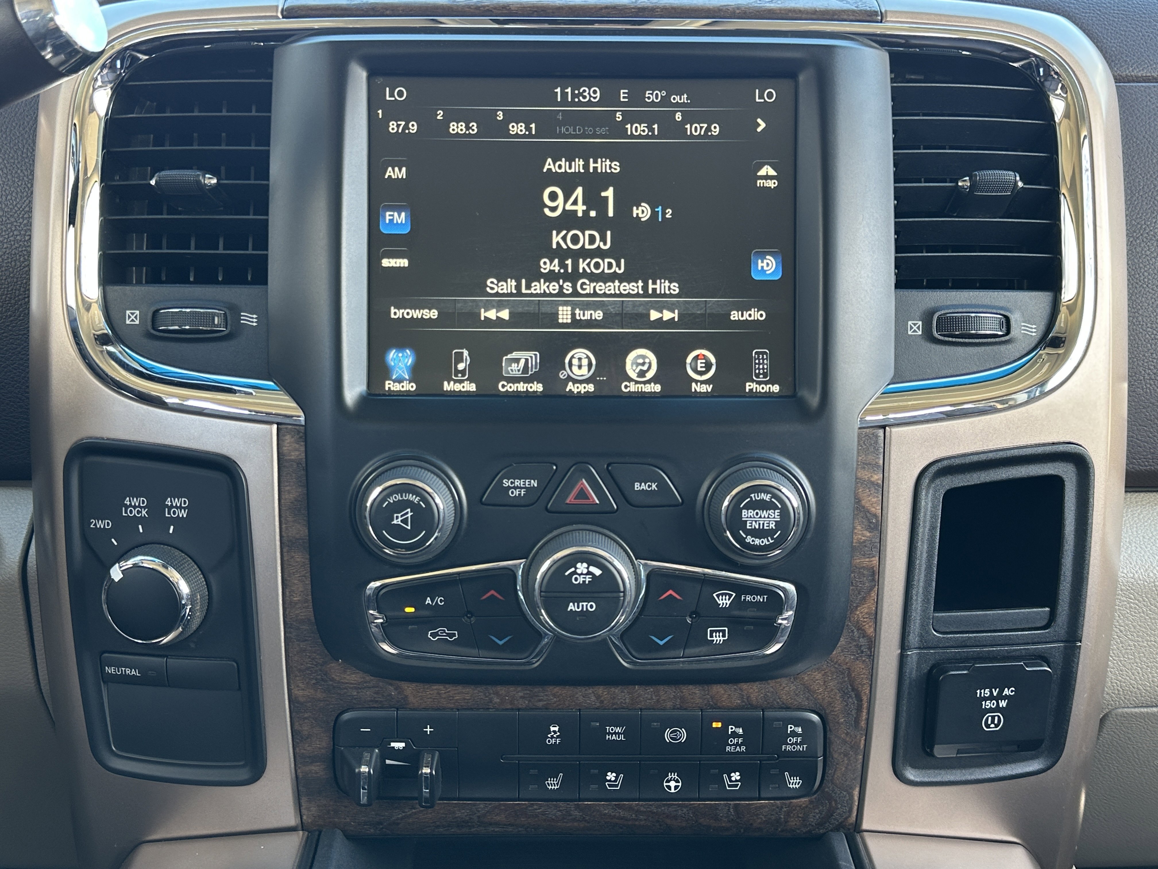 Used 2017 RAM 3500 Laramie Longhorn w/ Convenience Group image 44