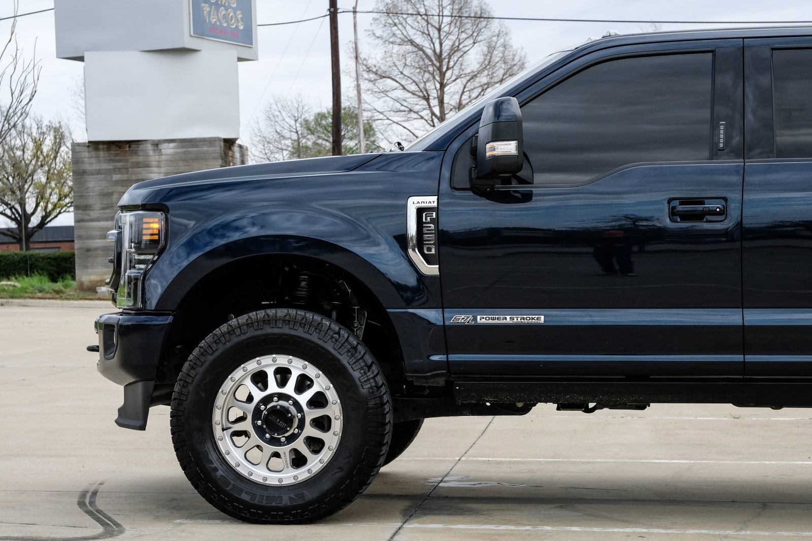 Used 2022 Ford F250 Lariat w/ Lariat Ultimate Package image 12