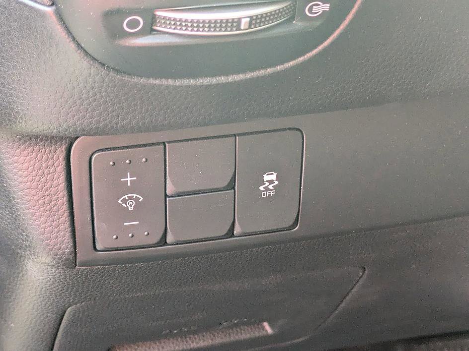 Used 2019 Kia Soul + image 14