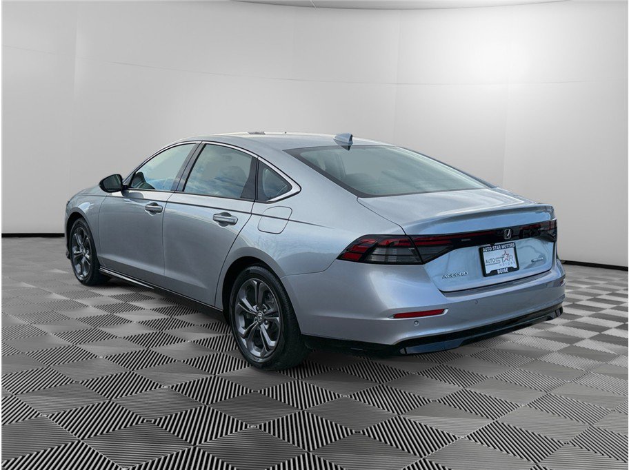 Used 2024 Honda Accord EX-L image 3