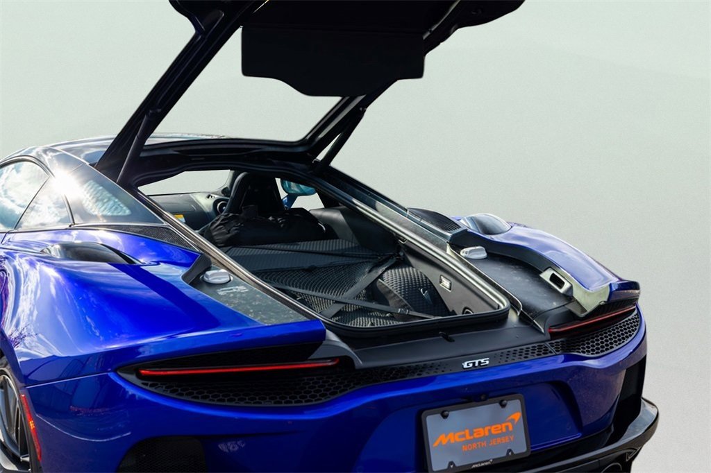 New 2025 McLaren GTS image 24