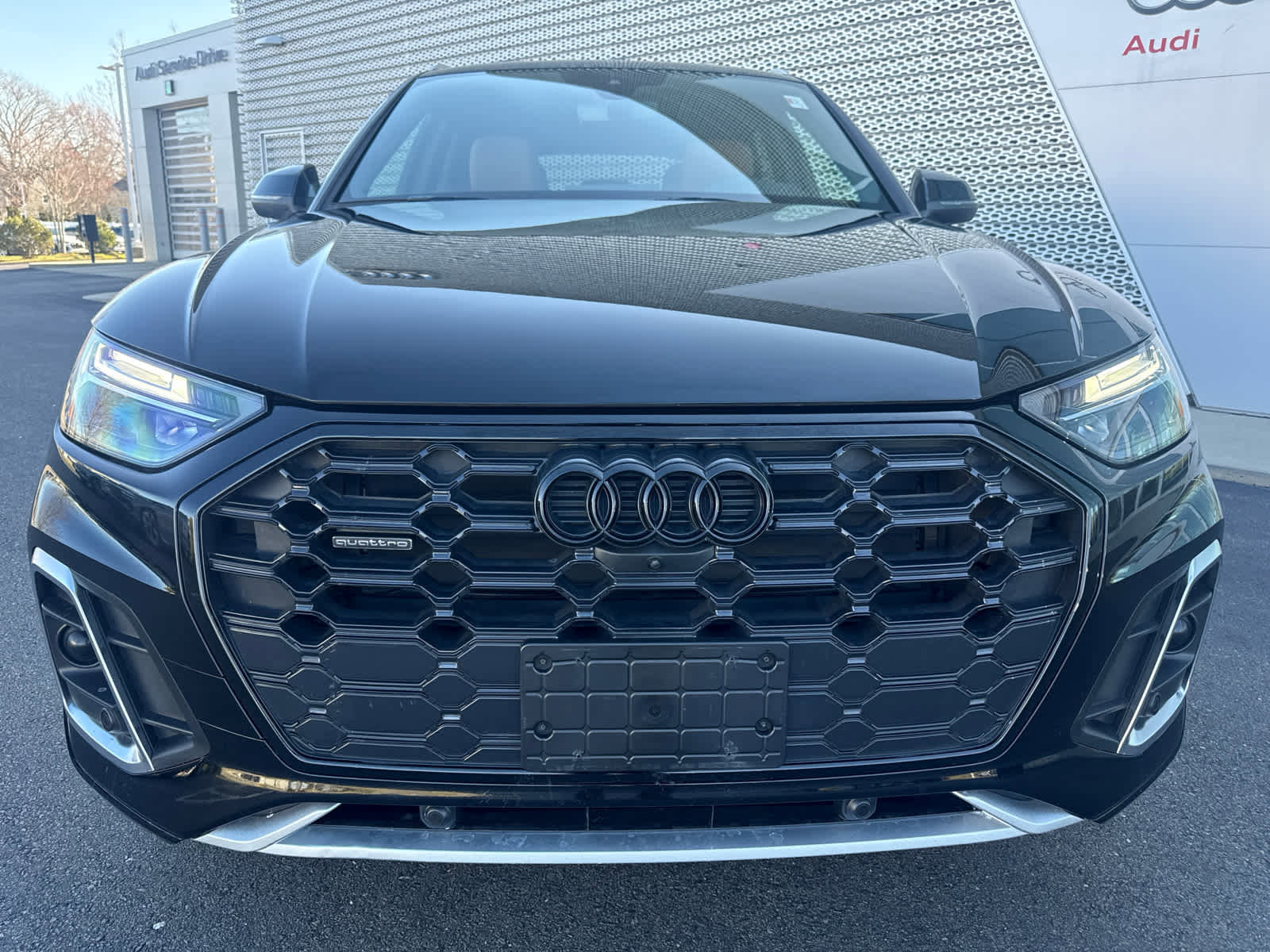 Used 2023 Audi Q5 2.0T Premium Plus w/ Premium Plus Package image 3