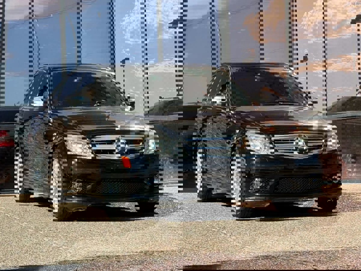 Used 2009 Mercedes-Benz C 350 Sport image 20