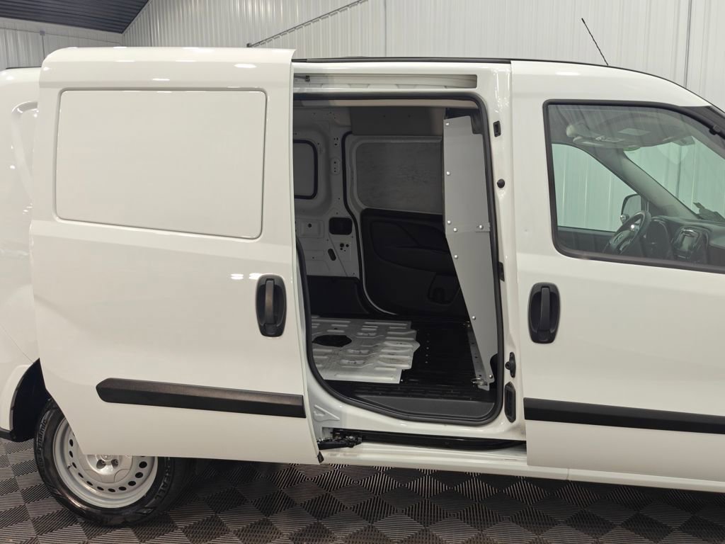 Used 2022 RAM ProMaster City Wagon image 18