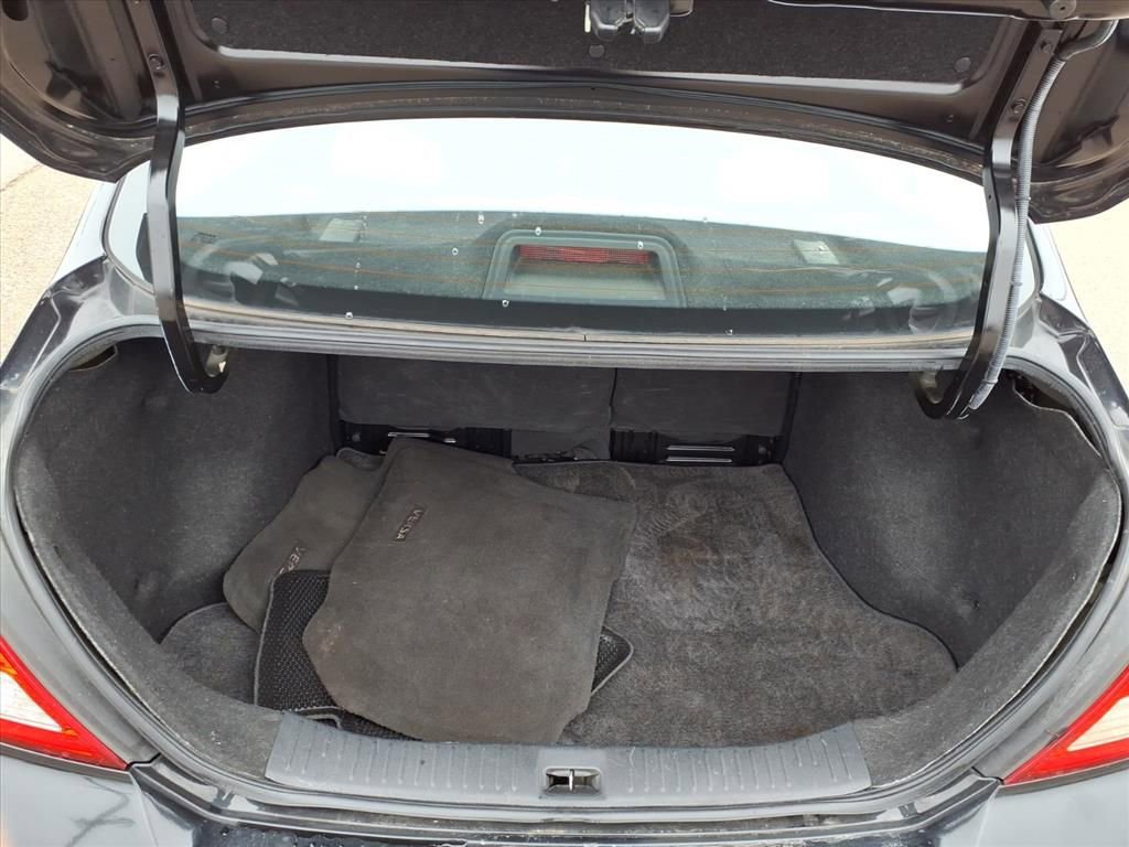 Used 2007 Nissan Versa SL w/ Convenience Pkg image 10