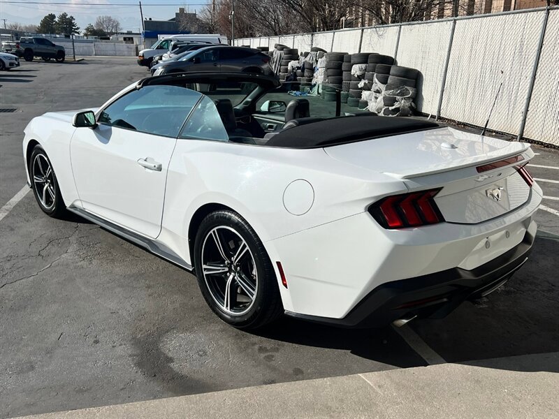 Used 2024 Ford Mustang Premium RWD image 5