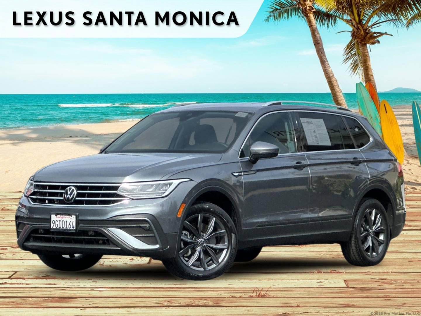 Used 2023 Volkswagen Tiguan SE FWD image 1