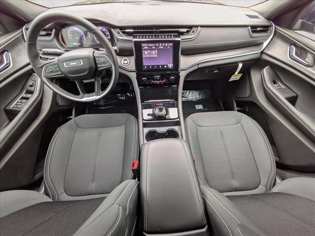 New 2025 Jeep Grand Cherokee L Laredo w/ Luxury Tech Group I image 3