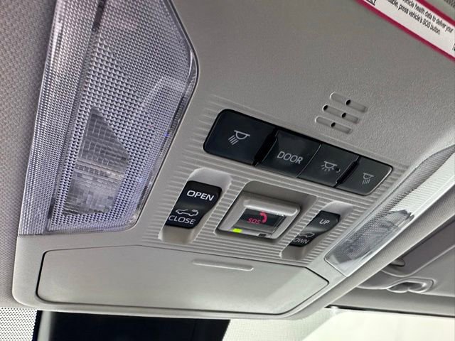 Used 2023 Toyota RAV4 XLE Premium FWD image 32